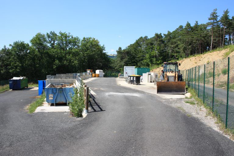 Déchetterie de Saint Saturnin de Lenne